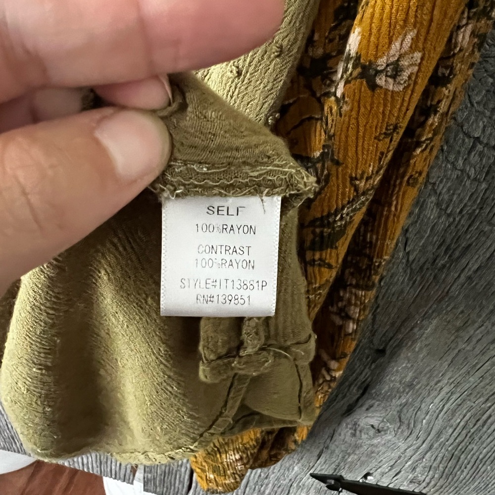 ODDY Floral Mustard and Olive Women's Top - Picture 6 of 6